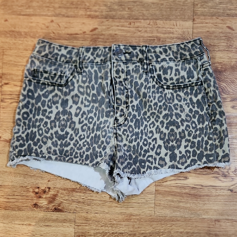 Leopard Print Women's Shorts